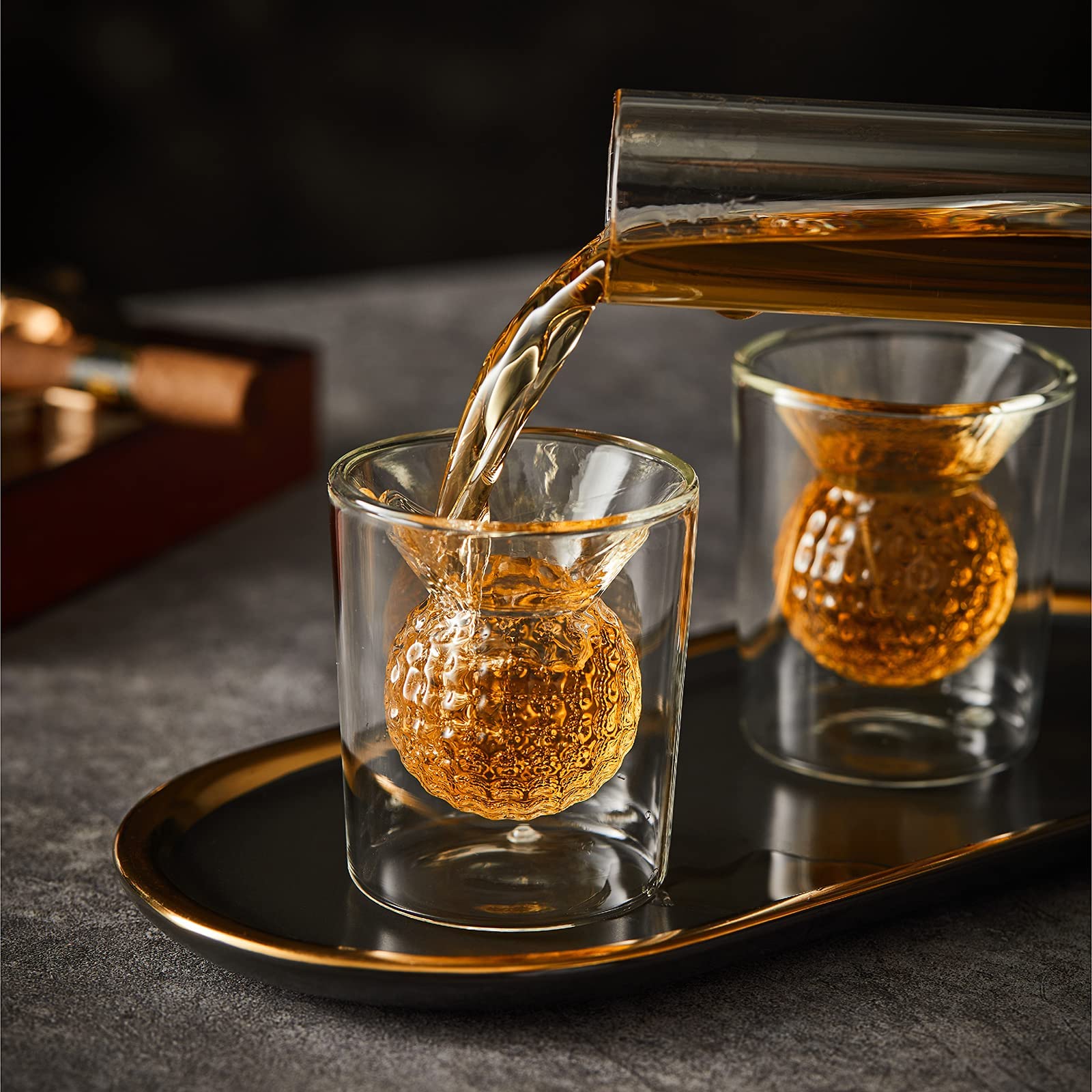CRAFTGEN quatre verres en forme de balle disposés, pour shots élégants