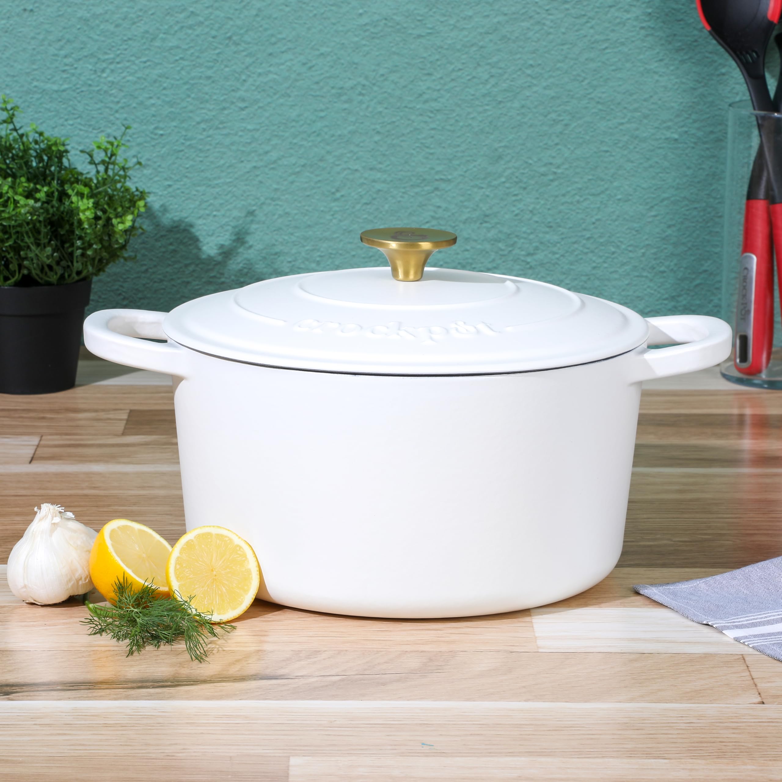 Crock‑Pot Artisan intérieur émaillé illustrant surface antiadhésive et nettoyage facile