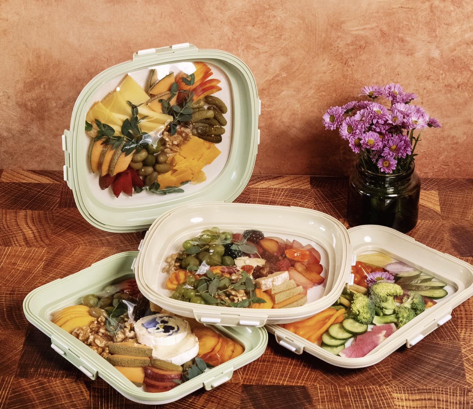 Crudités plateau dans lave-vaisselle nettoyage simple et rapide