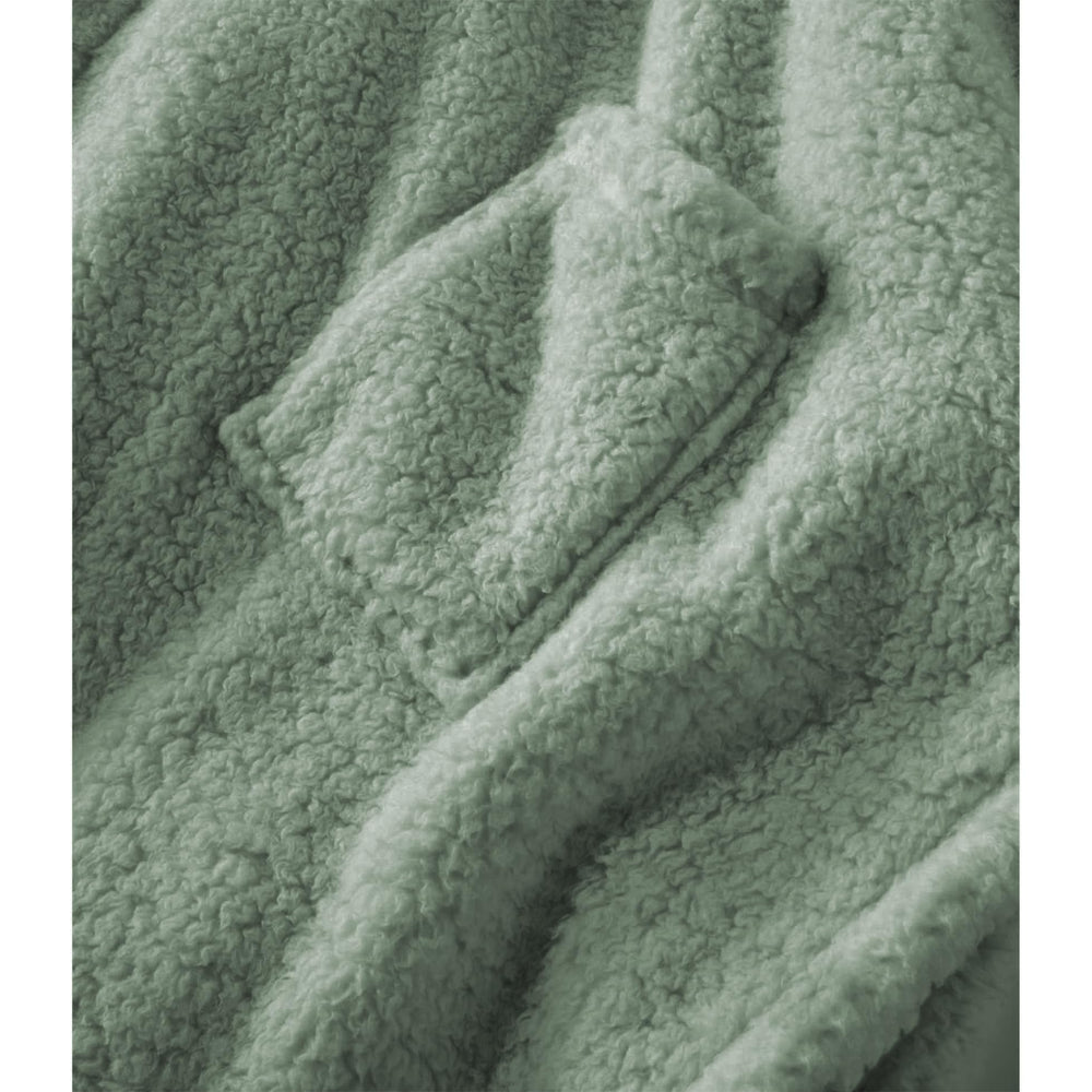 CUBRIDGE poncho sur mannequin montrant dimensions pour évaluer couverture
