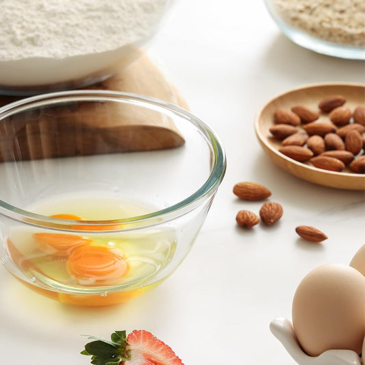 Cuiselect gros plan sur la texture du verre borosilicaté, durable et lisse