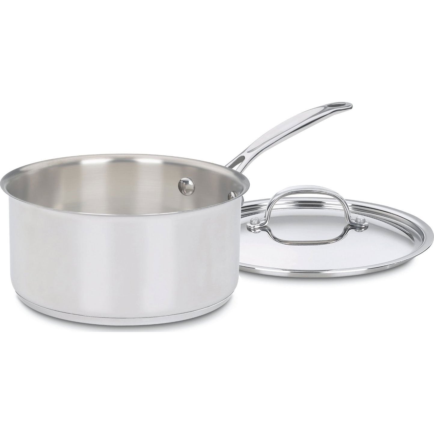 Cuisinart casserole 3 pintes face avant montrant finition miroir et bec verseur avantage esthétique