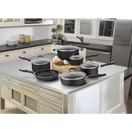 Cuisinart casseroles en utilisation dans une cuisine, cuisson homogène