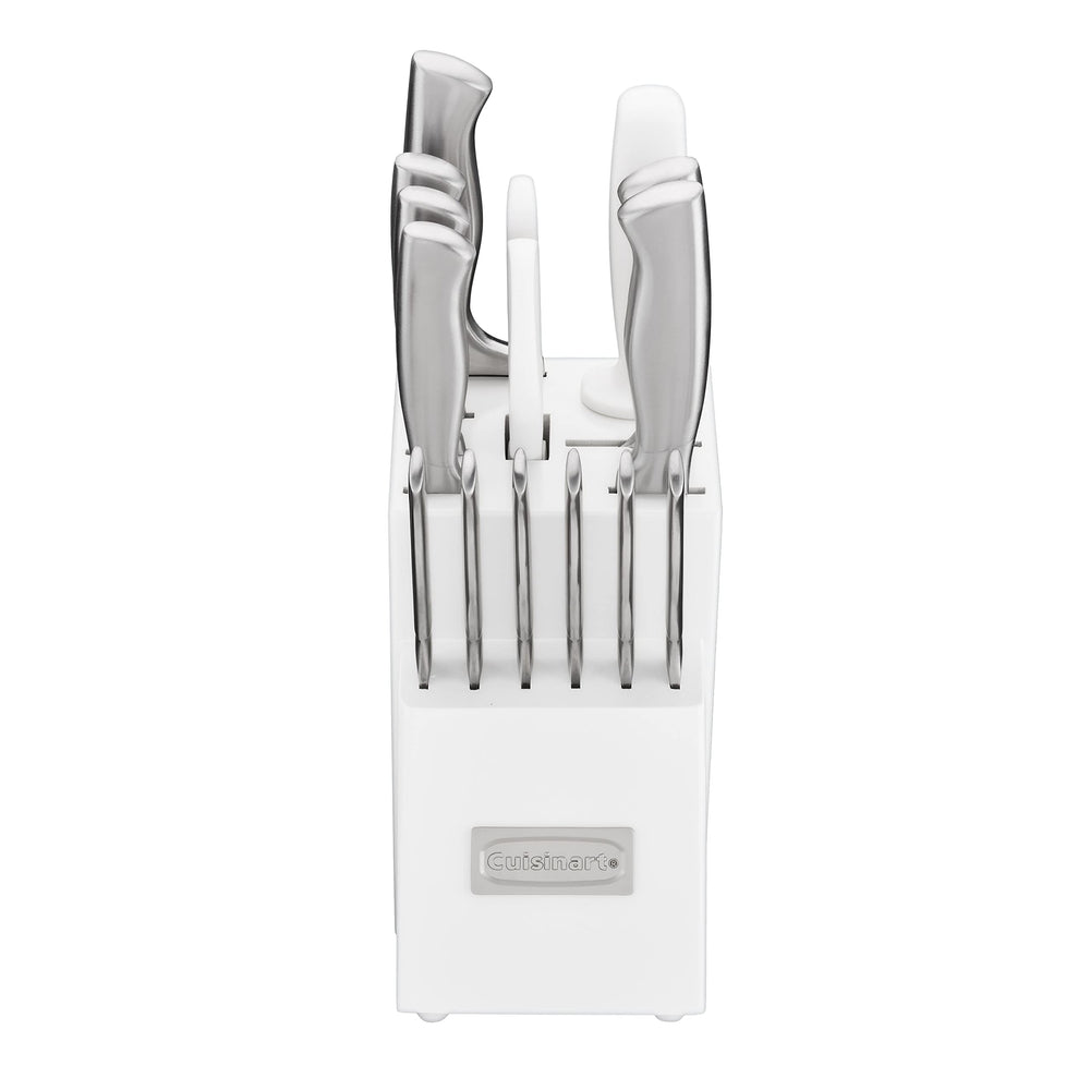 Cuisinart couteau en action en train de trancher légumes pour coupe nette
