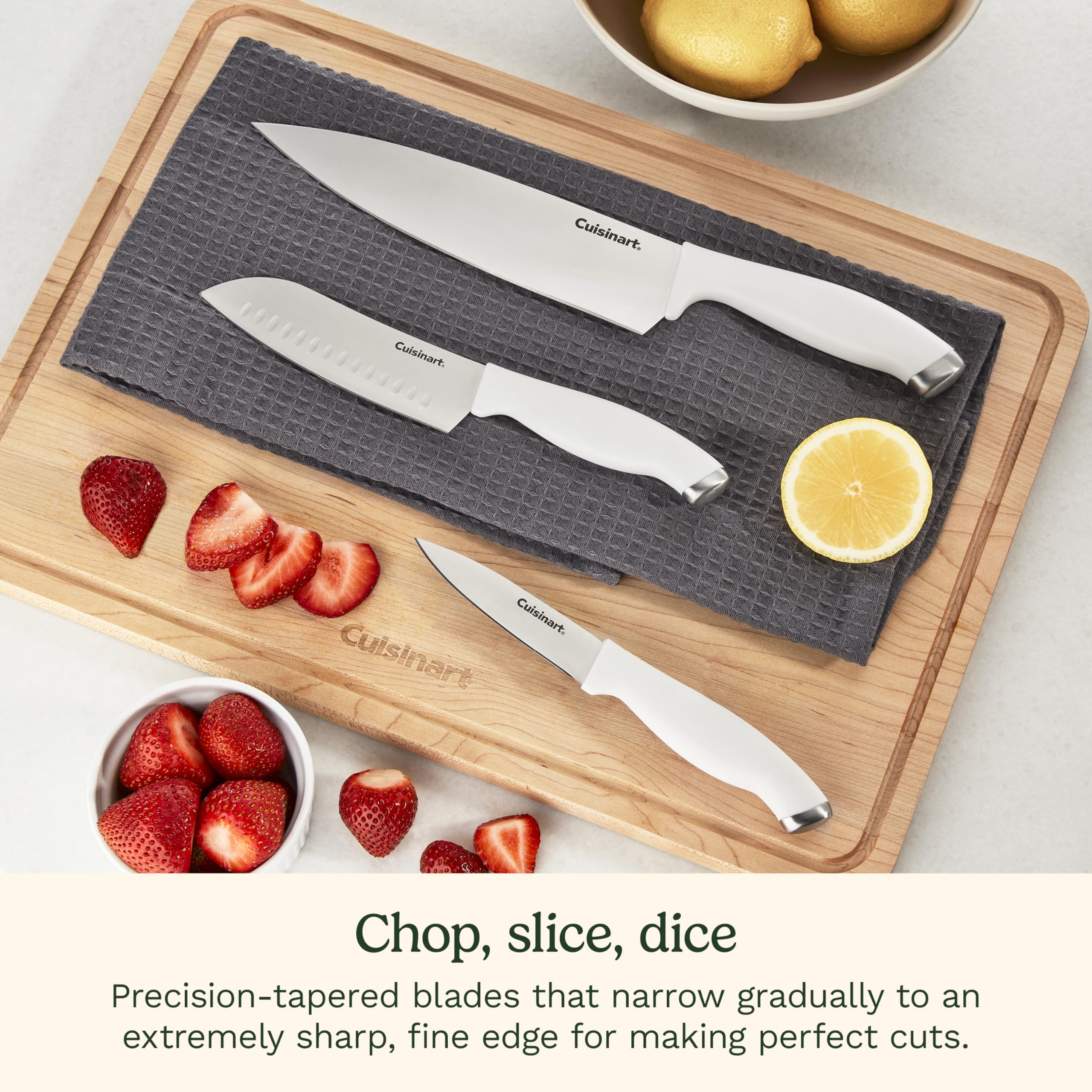 Cuisinart couteaux en action découpant légumes pour coupe nette