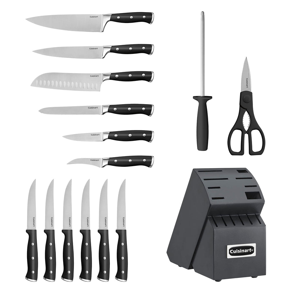 Cuisinart couteaux en usage sur plan de travail illustrant prise en main confortable