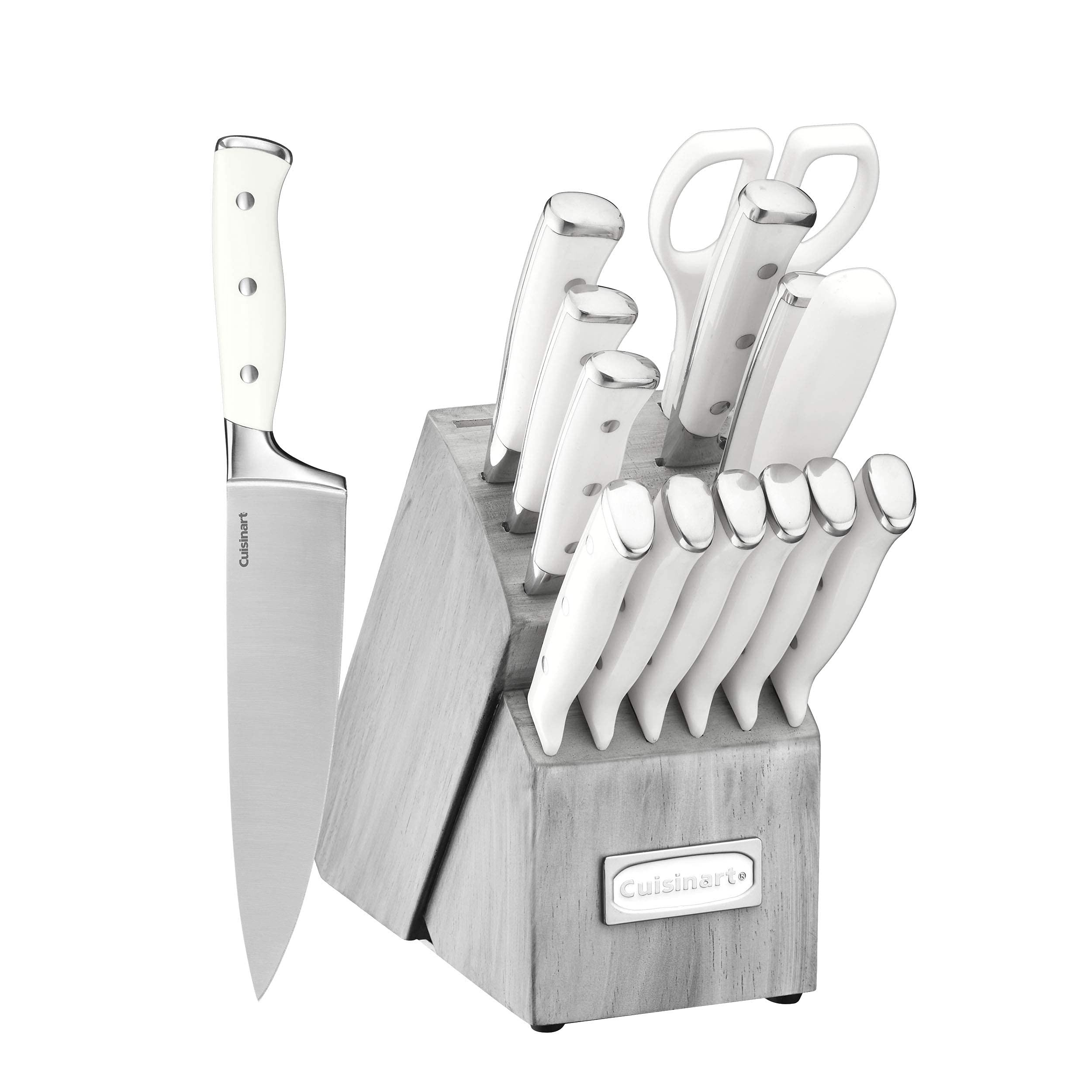 Cuisinart coffret 15 pièces présenté sur plan de travail, rangement ordonné et rapide