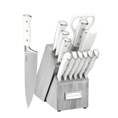 Cuisinart coffret 15 pièces présenté sur plan de travail, rangement ordonné et rapide