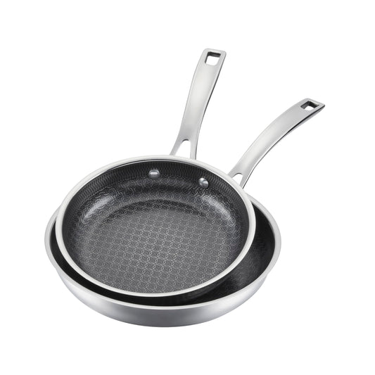 Cuisinart ensemble 8" et 10" montrant la finition inox robuste et polyvalence