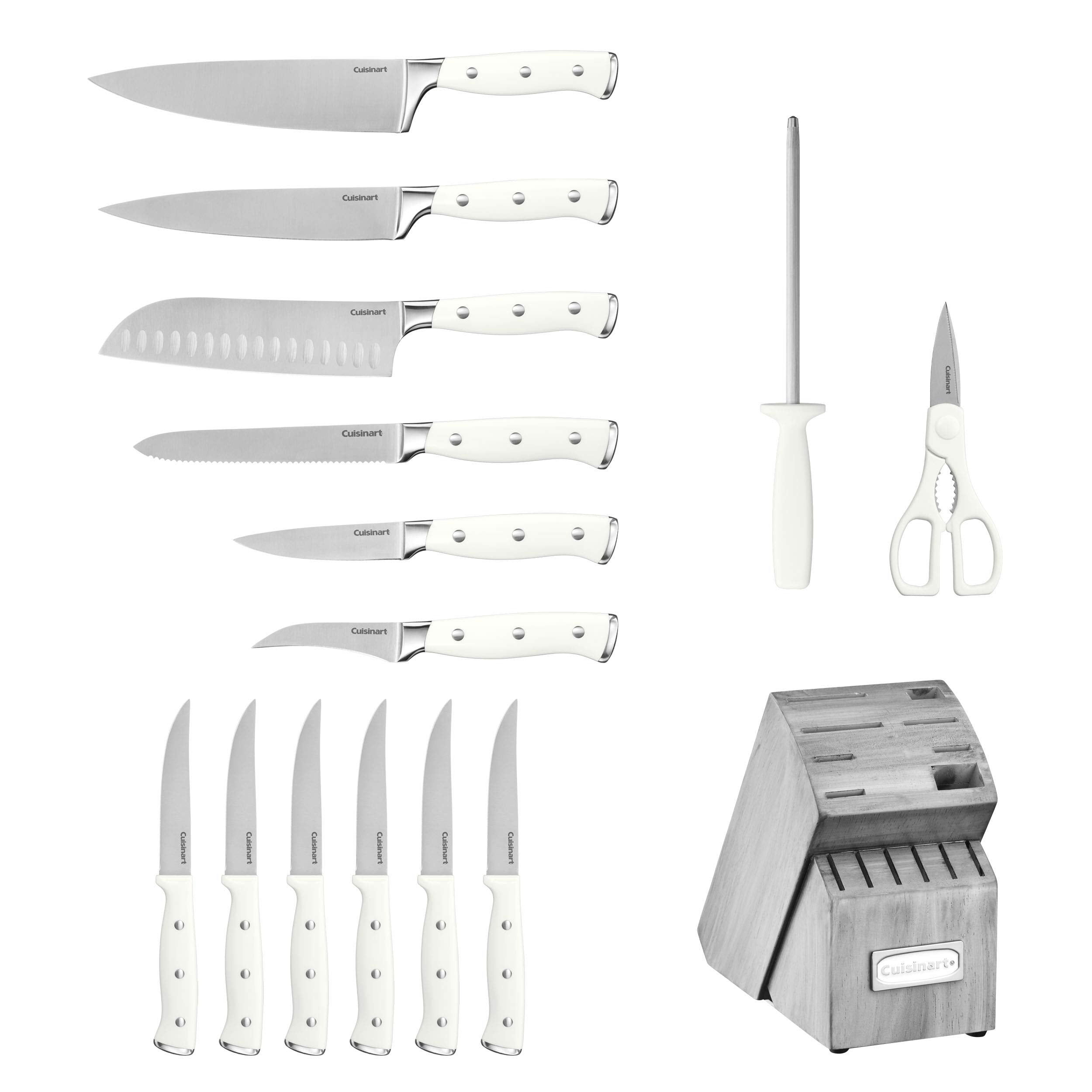 Gros plan lame Cuisinart montrant acier haute teneur en carbone et tranchant précis