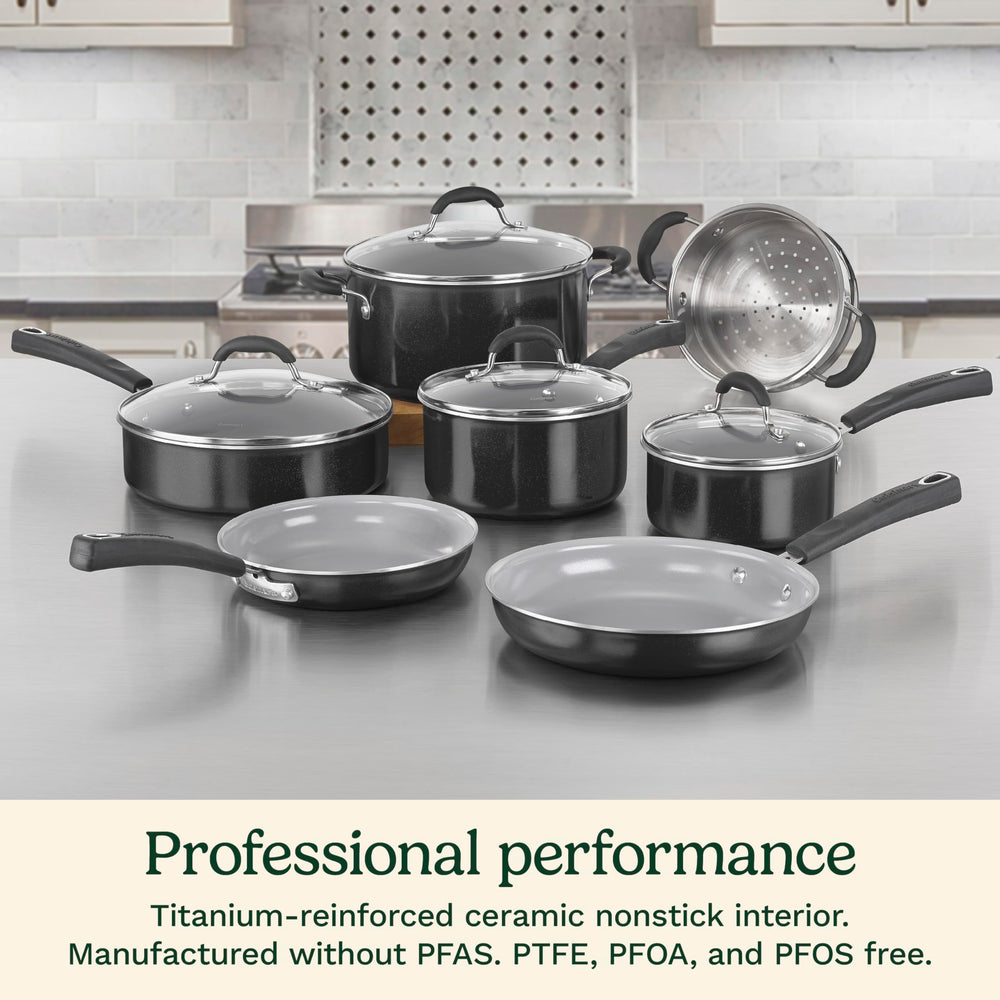 Cuisinart gros plan surface Ceramica XT montrant antiadhérence durable