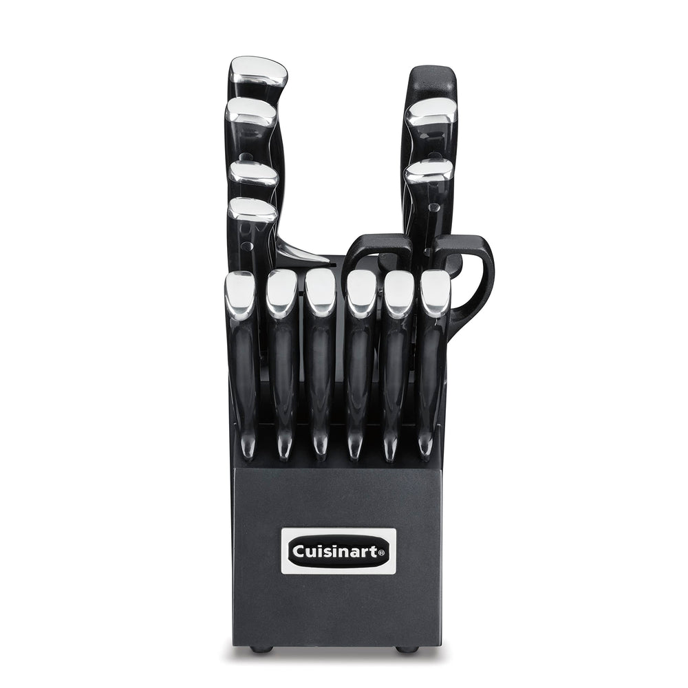 Cuisinart lame gros plan montrant la finition tranchante pour coupes nettes