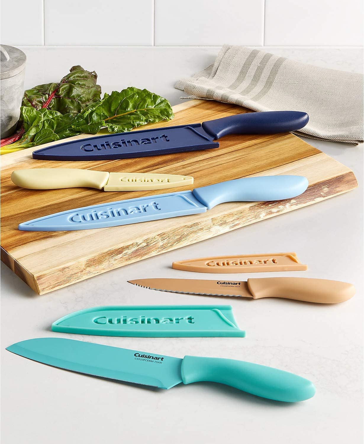 Cuisinart gros plan lame revêtement céramique coupe plus nette