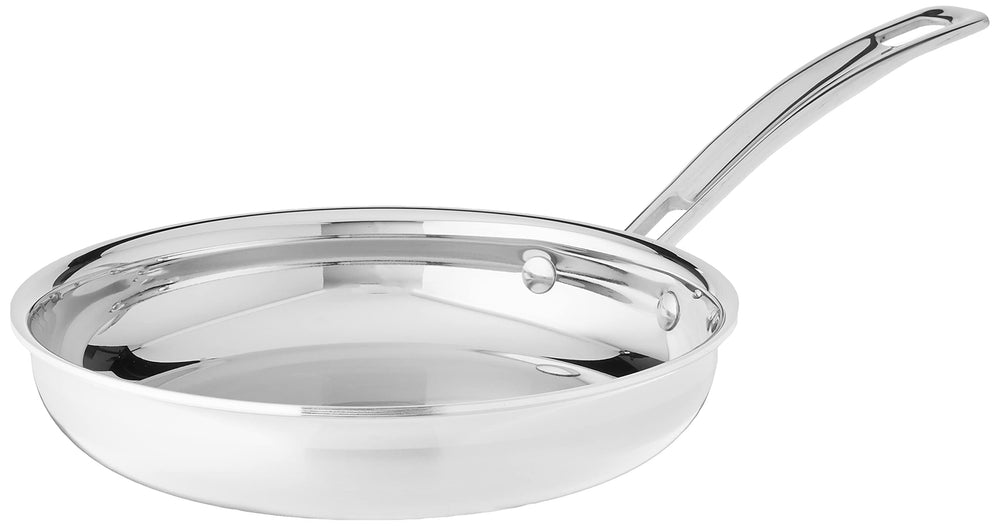 Cuisinart MultiClad Pro 8" vue de face montrant finition acier inoxydable et taille pratique