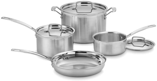 Cuisinart vue frontale de l'ensemble 7 pièces, élégance et performance