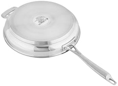 Cuisinart bord verseur conique facilitant service propre et sans éclaboussures