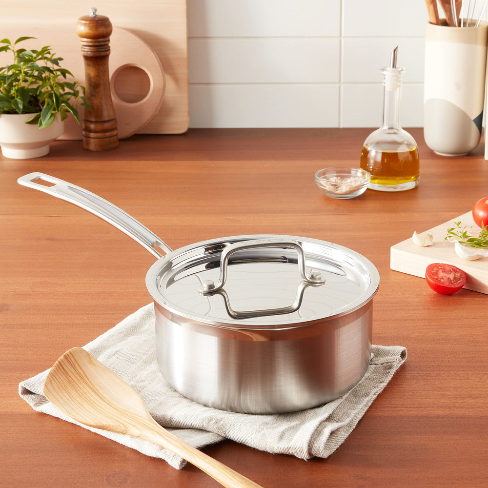 Cuisinart casserole utilisée pour mijoter sauce, cuisson homogène