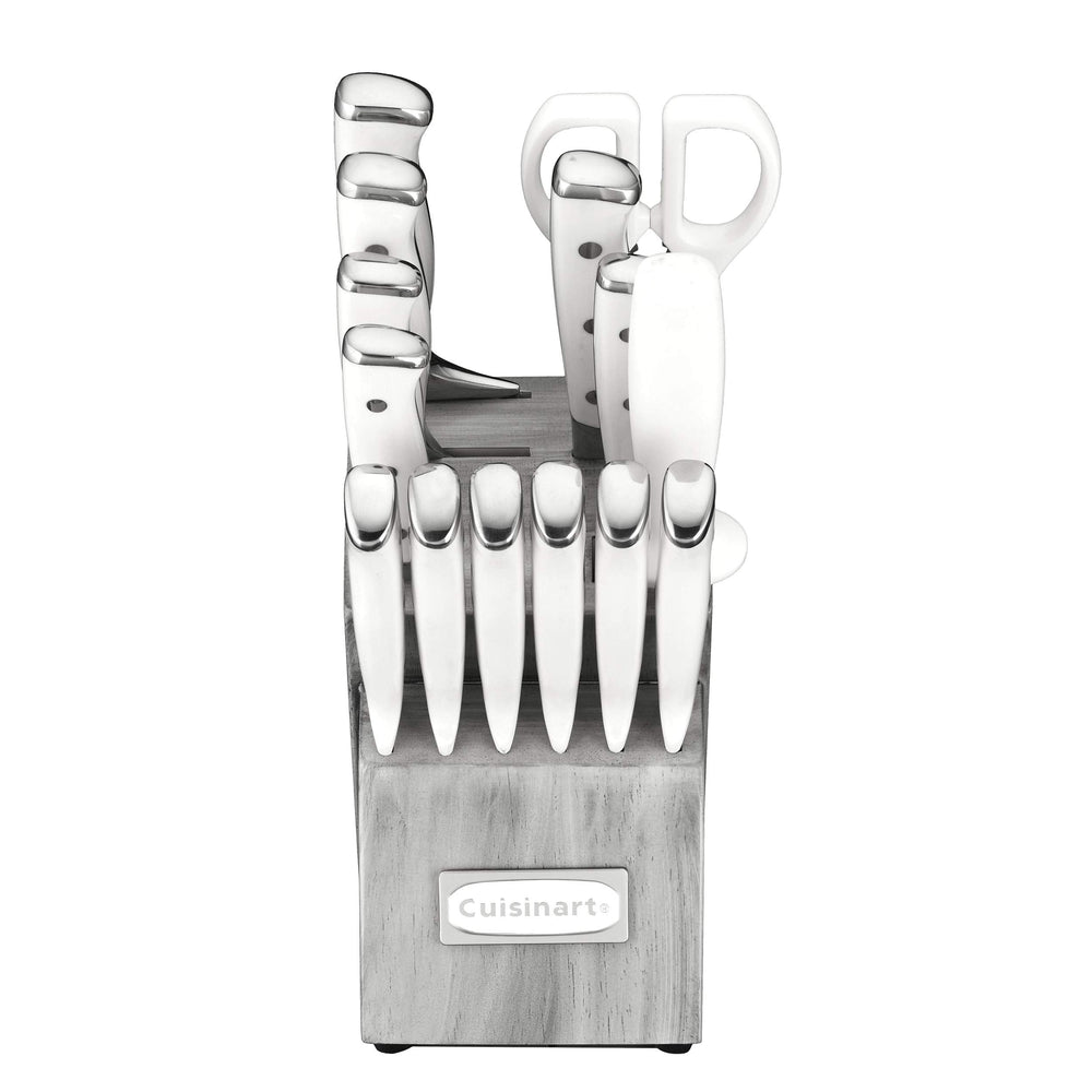 Cuisinart en action, couteau chef tranchant des légumes pour plus d’efficacité