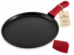 Cuisinel face avant de la poêle ronde montrant la surface pré-assaisonnée et durabilité