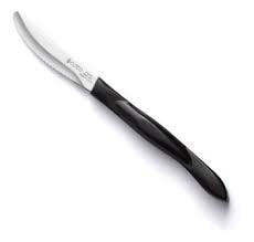 CUTCO Model 1759 gros plan sur lame 3,4" montrant dentelure DD pour coupes nettes