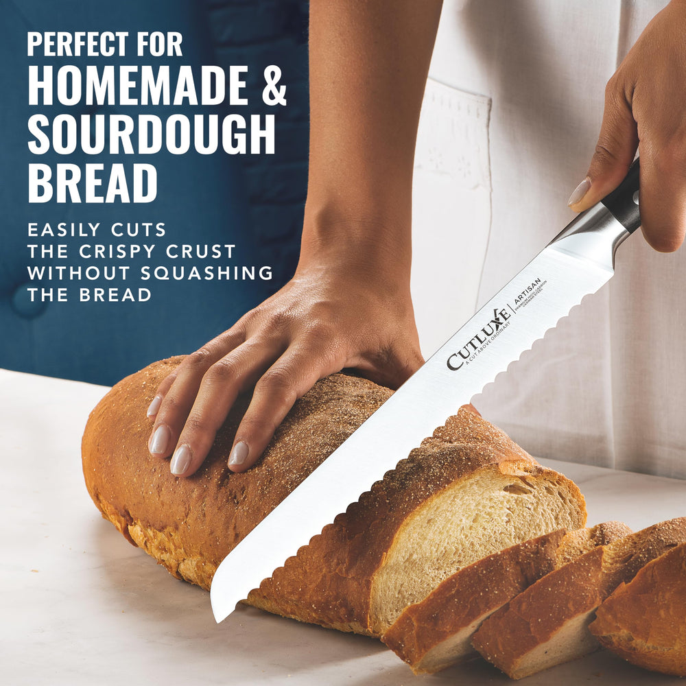 Cutluxe couteau à pain à côté d'une règle pour échelle