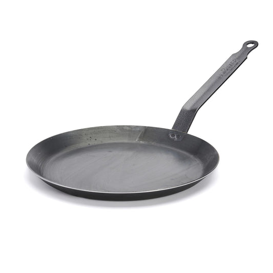 de Buyer poêle crêpe face avant montrant bord évasé pour manipuler facilement