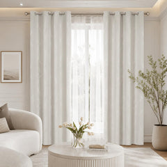 Deconovo gros plan texture et motif argent pour décoration raffinée