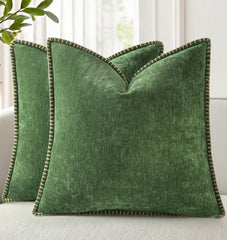 decorUhome housse devant vert forêt montrant style et confort