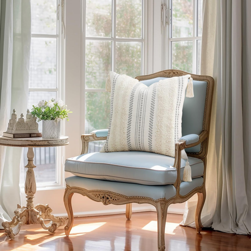 decorUhome housses posées sur canapé créant ambiance boho accueillante