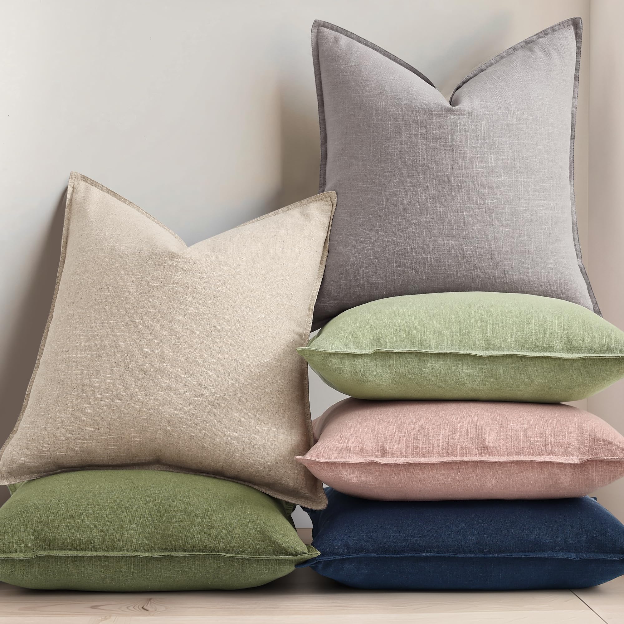 decorUhome housses sur canapé créent ambiance cosy et structurée