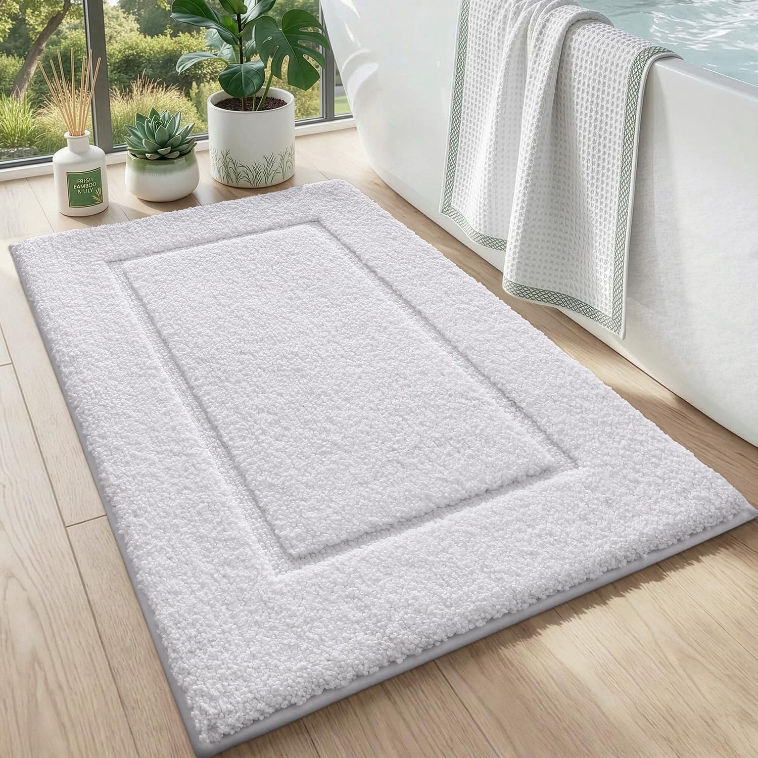 DEXI tapis de bain face avant blanc montrant confort et finition