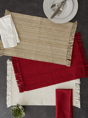 DII Tango Red ensemble déployé sur table, apporte chaleur visuelle