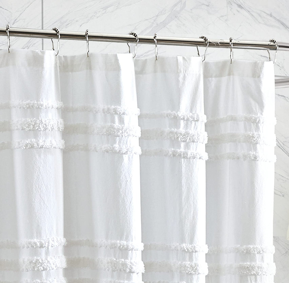 DKNY rideau déco salle de bain apportant élégance et ambiance zen