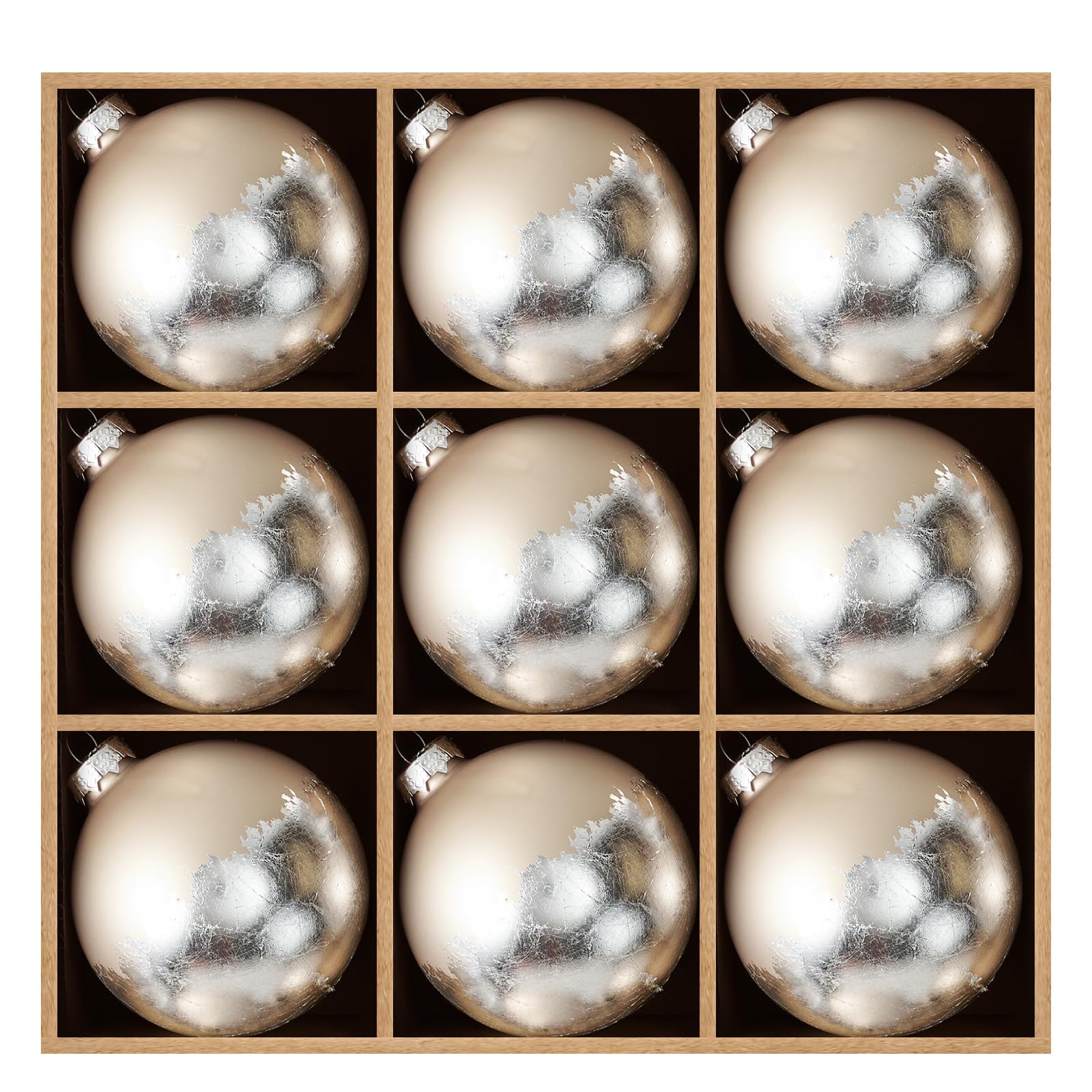 DN DECONATION boule face avant argent mat apportant élégance