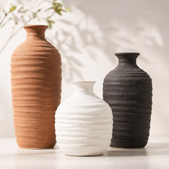 Dobbyby vase ensemble devant montrant trois tailles et polyvalence décorative