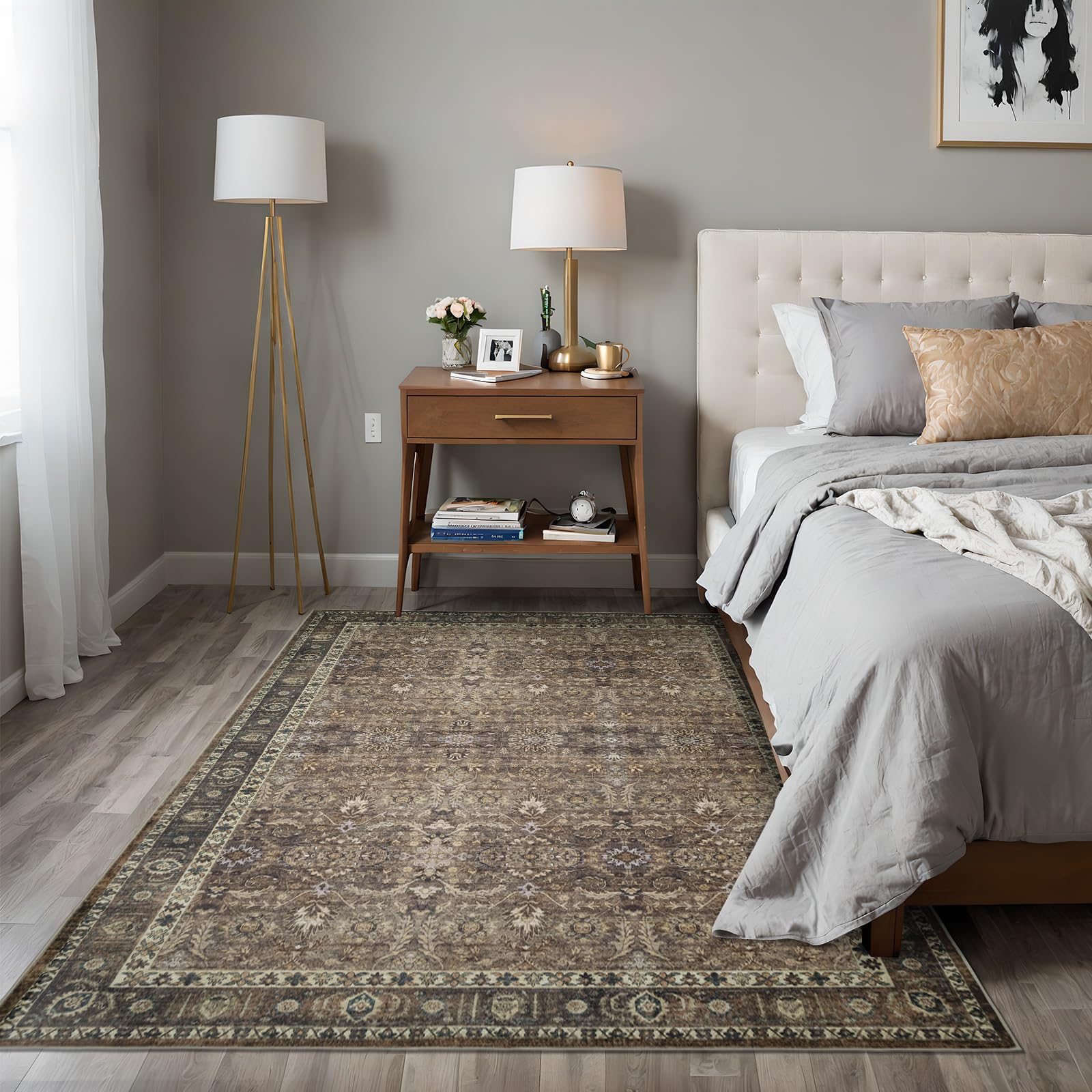 Dotiiorug gros plan motif floral marron montrant détails décoratifs et élégance