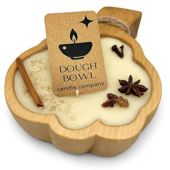 Dough Bowl Candle Co. bougie citrouille vue de face pour déco chaleureuse