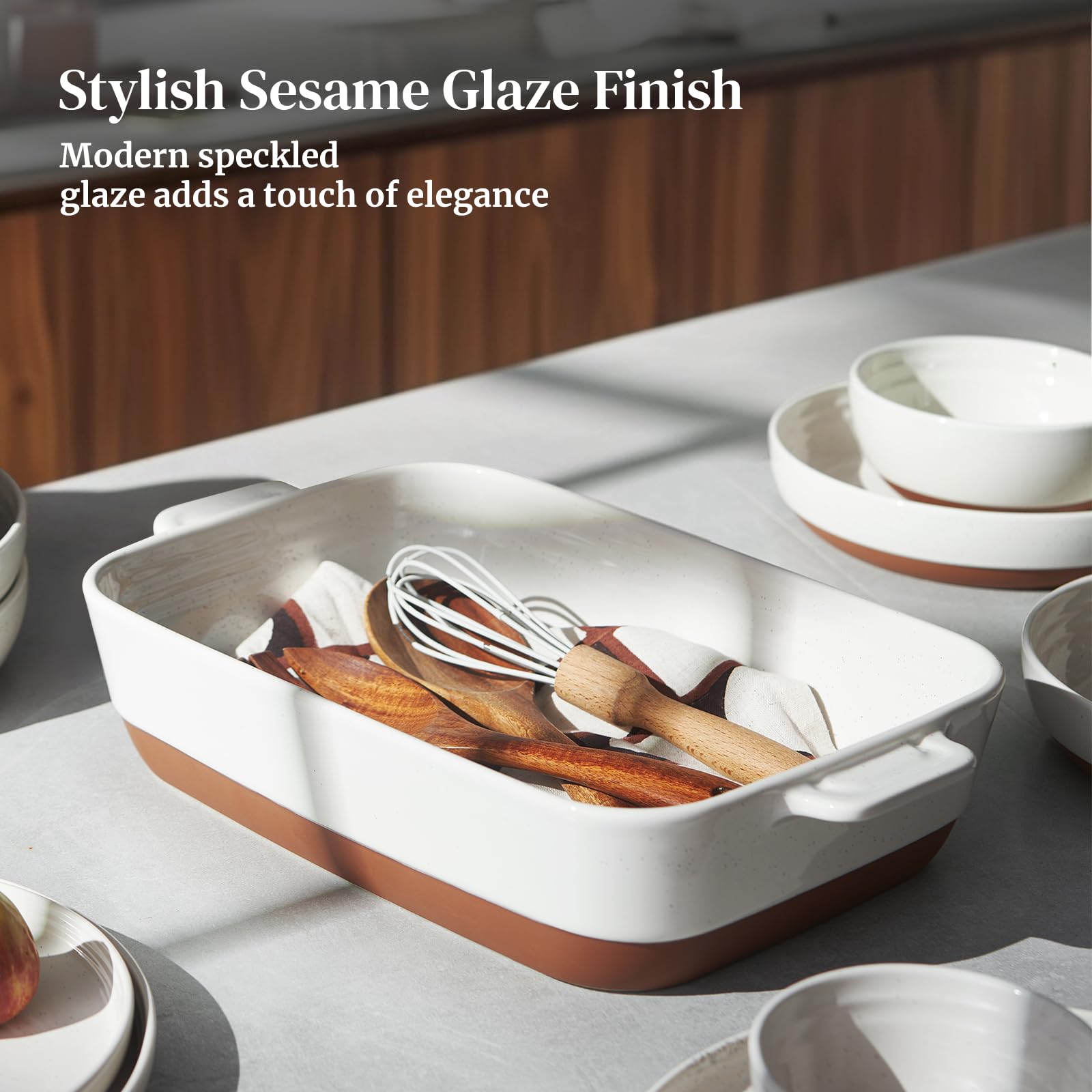 DOWAN plat sur table dressée mettant en valeur esthétique pour servir