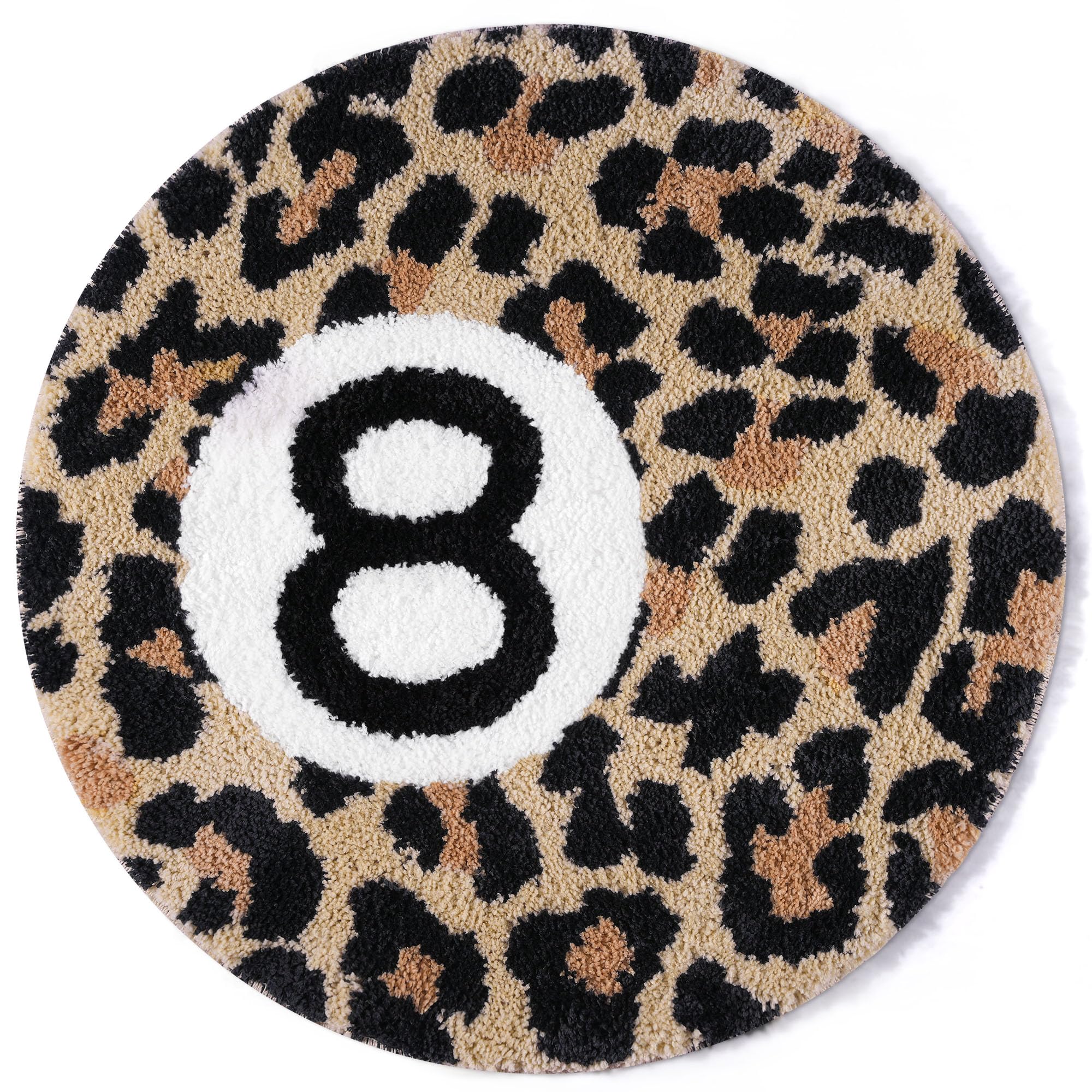 Dripykiaa tapis rond face montrant motif léopard et 8-ball, ambiance audacieuse