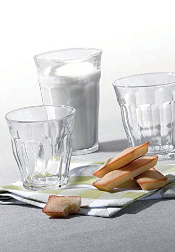 Duralex Picardie gros plan du bord en verre trempé mettant en valeur la durabilité