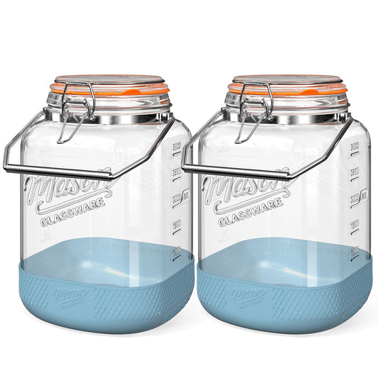 Dwbligt bocal face montrant la jarre d’un gallon et le couvercle hermétique, rangement optimisé