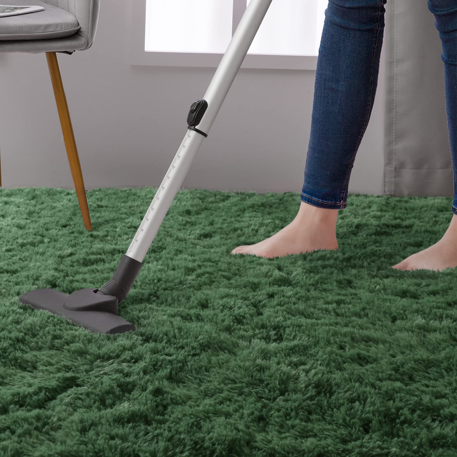 DweIke enfant sur tapis vert foncé espace jeu confortable et sûr