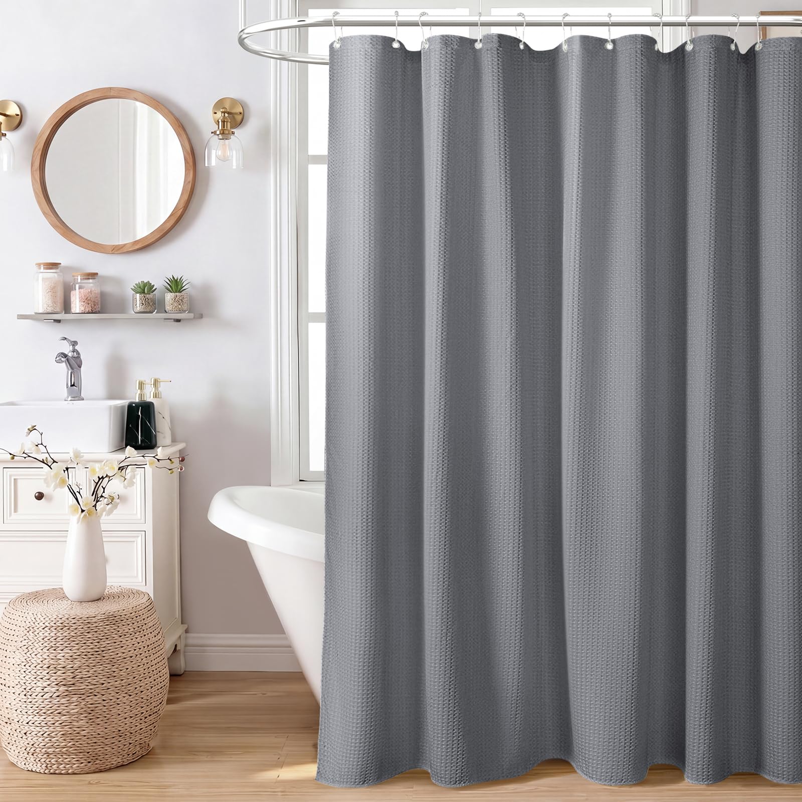 Dynamene style déco gris s'harmonise avec salle de bain lumineuse