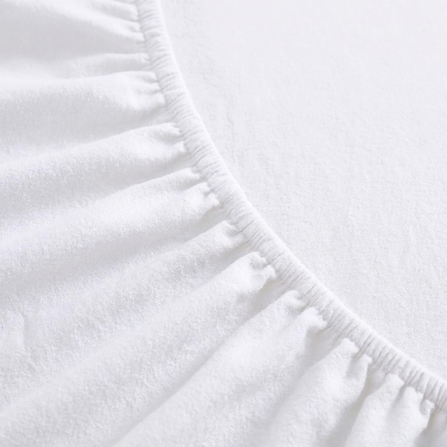 Eddie Bauer draps à l'échelle comparant taille Full pour vérification d'ajustement
