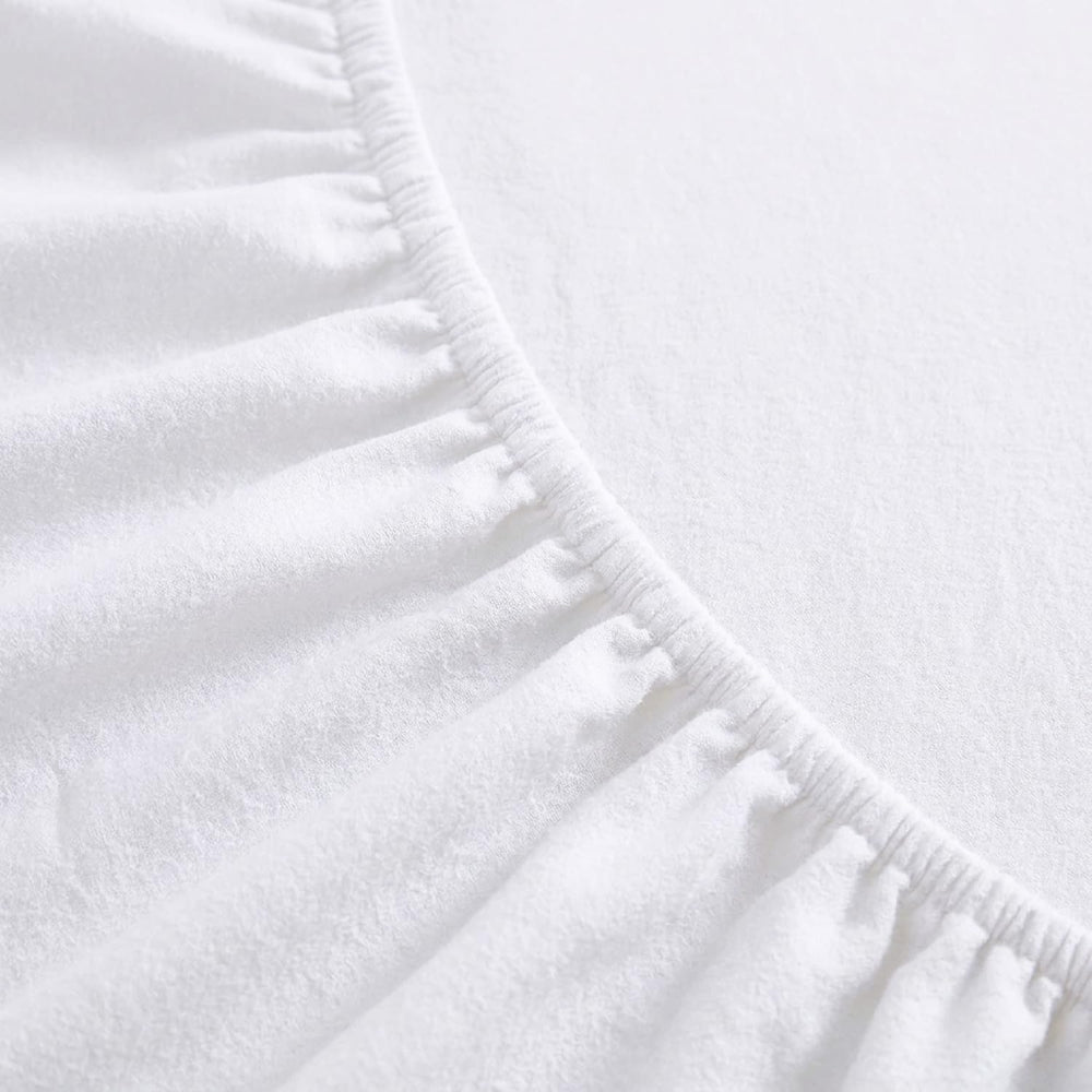 Eddie Bauer draps à l'échelle comparant taille Full pour vérification d'ajustement