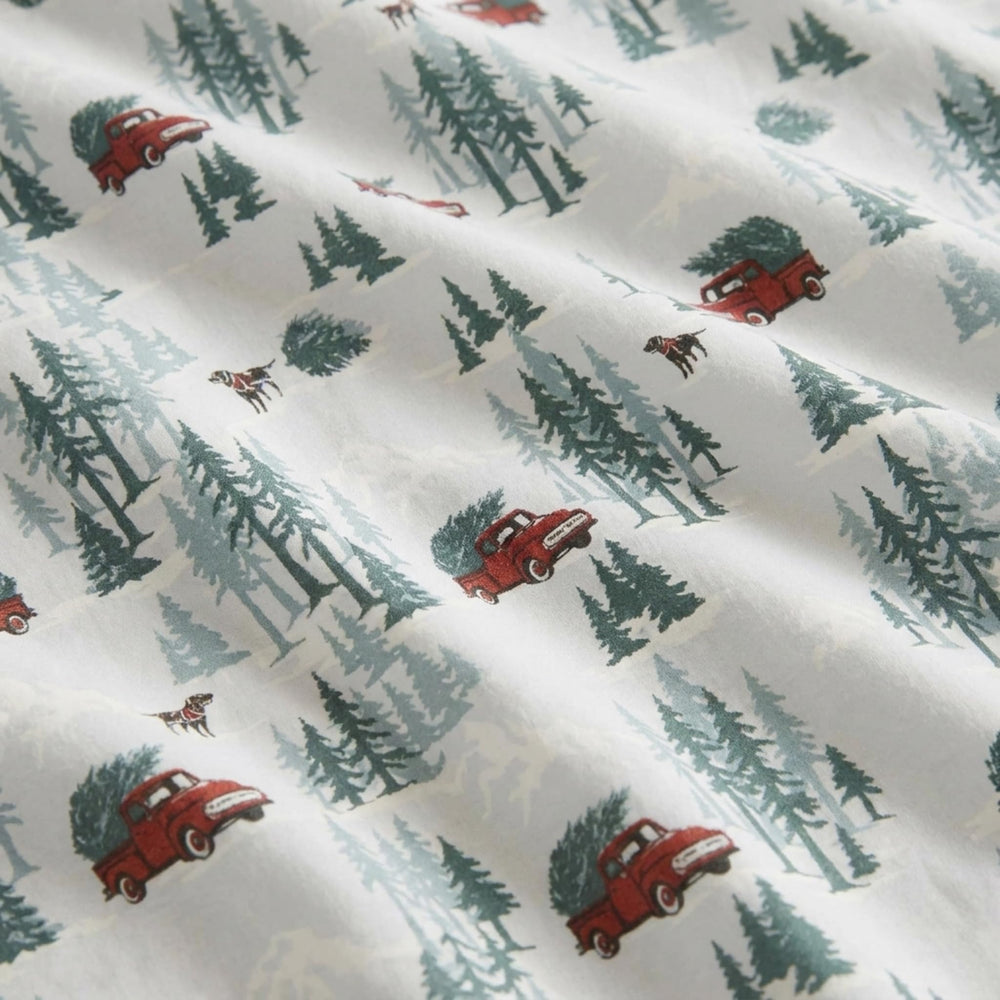 Lit habillé Eddie Bauer en Tree Farm Light Blue, ambiance chaleureuse