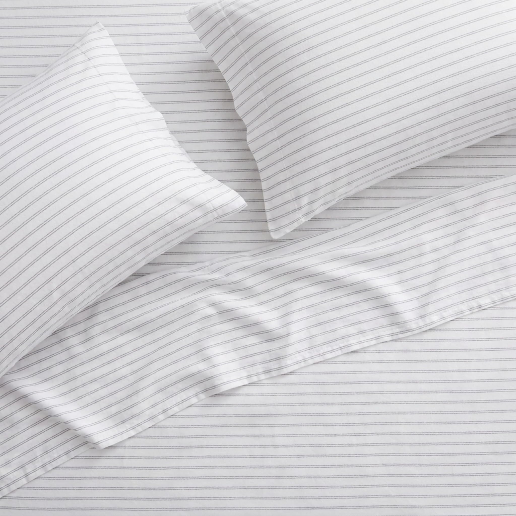 Eddie Bauer drap-housse élastique tenant bien le matelas sans plis