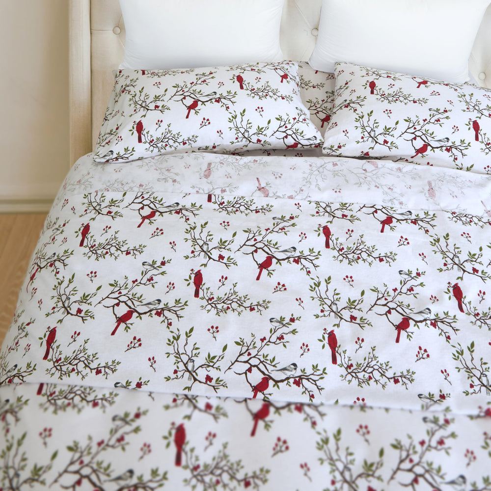 Elegant Comfort draps King posés près d'objets pour échelle, montre dimension