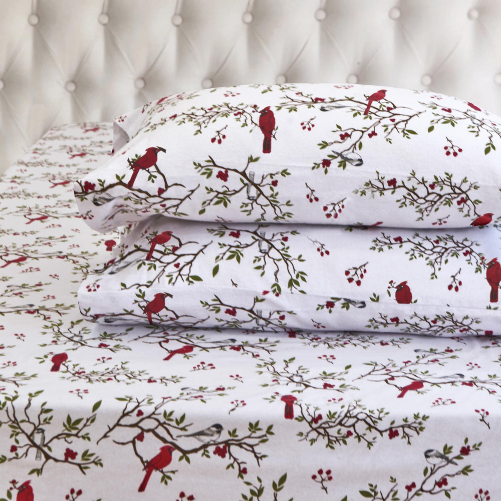 Elegant Comfort emballage recto montrant ensemble King et motif Cardinal, beau cadeau