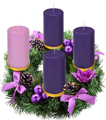 Elite Holiday Products couronne vue de face avec décor violet et doré, élégance festive